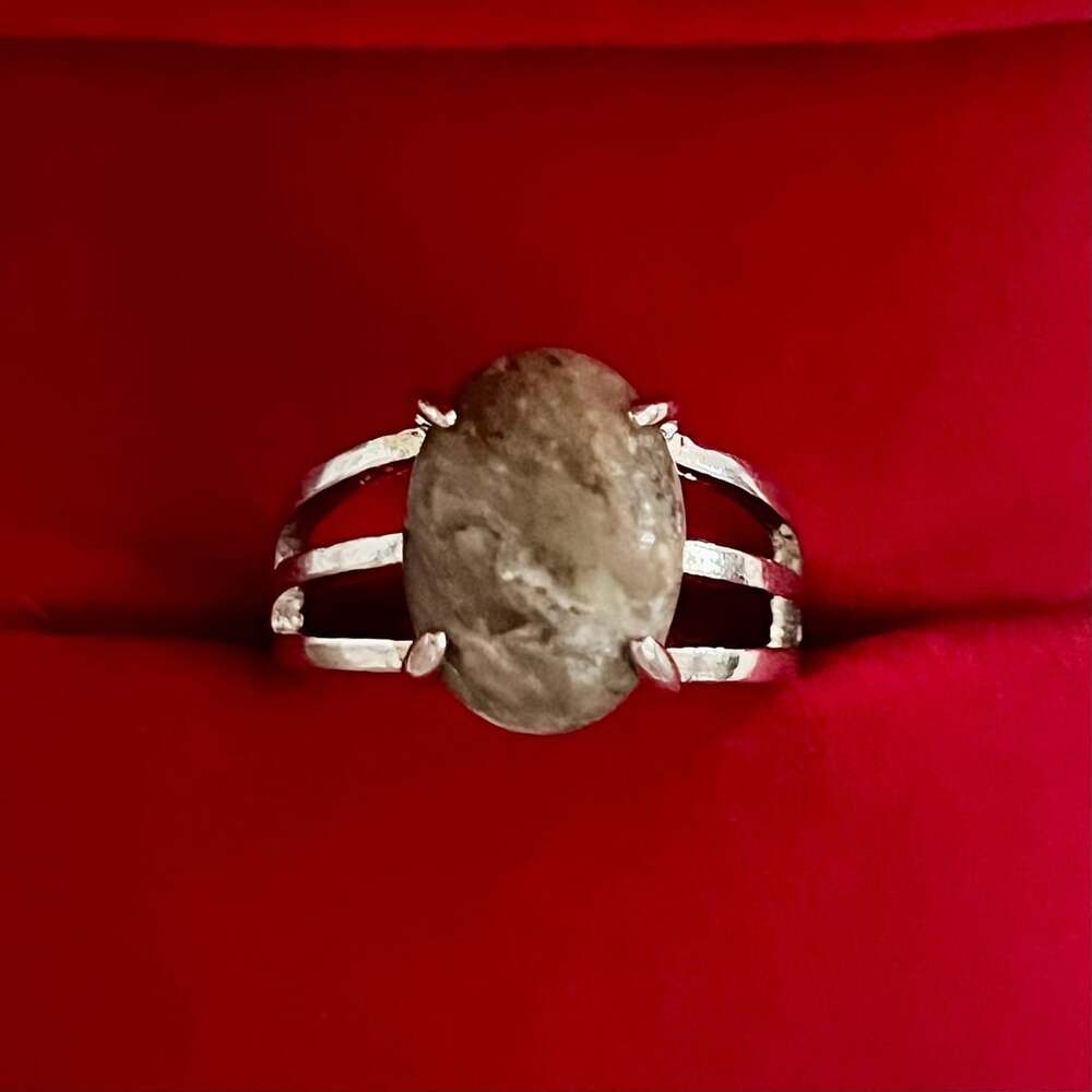 Natural Stone Oval Prong Set Triple Band Silver Ring Size 8